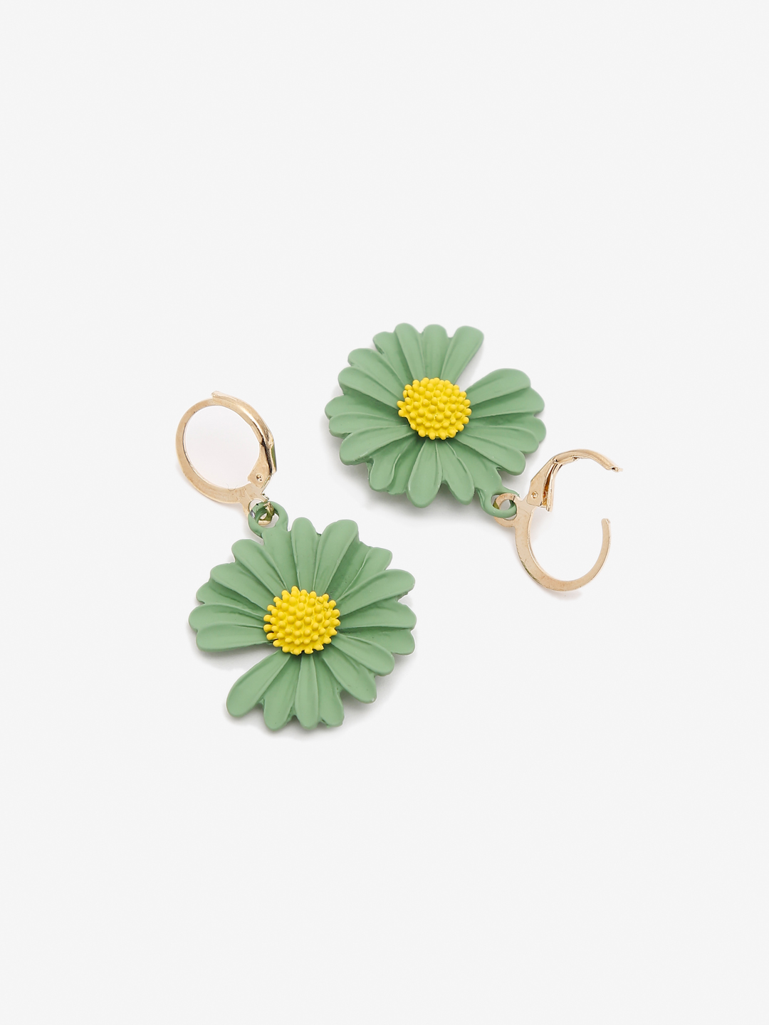 YouBella Gold-Plated Green Floral Shaped Jewellery Set
